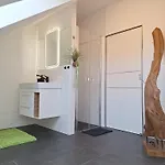 Traismauer 3 *